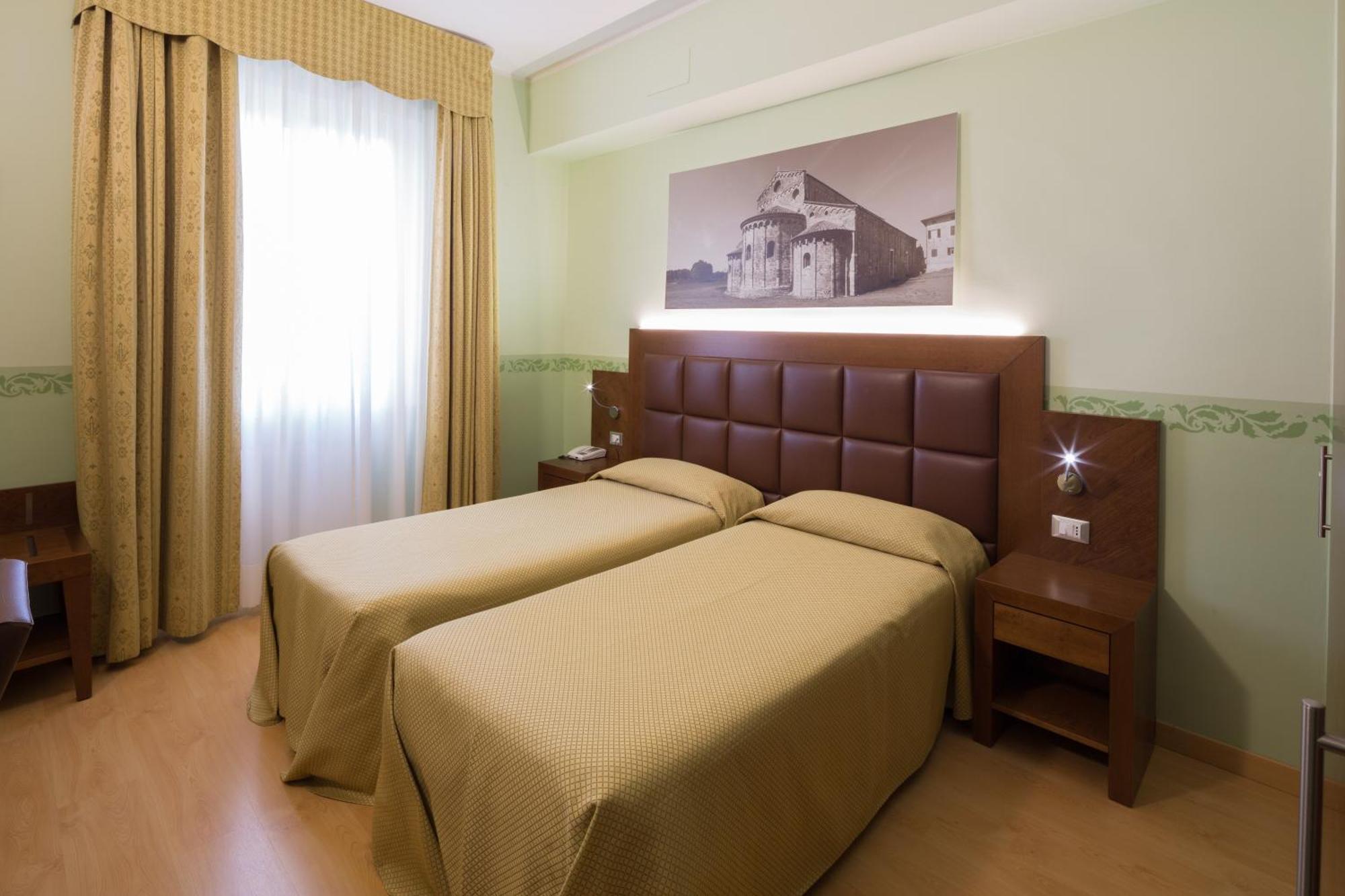 Hotel Terminus & Plaza 3*